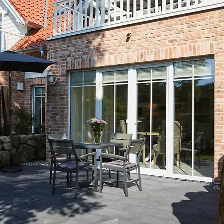 Haus Daglind 1 *